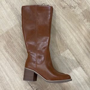 NEW Women’s Universal Thread Tatiana Knee High Boot